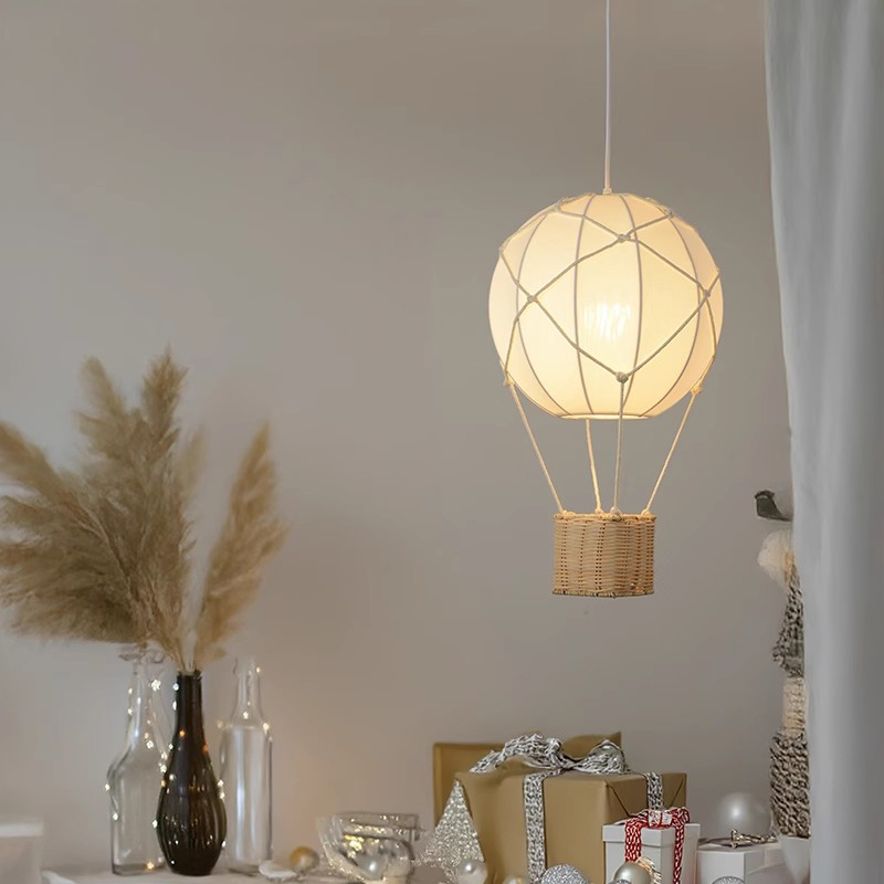 Hot Air Balloon Chandeliers LE - Baby Nursery Chandelier recension och pris