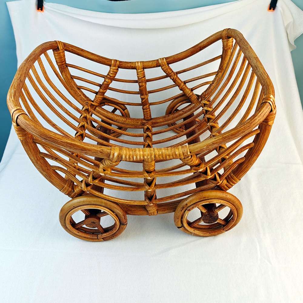 Original Baby Rattan Cart Bask - Baby Nursery Trolley recension och pris